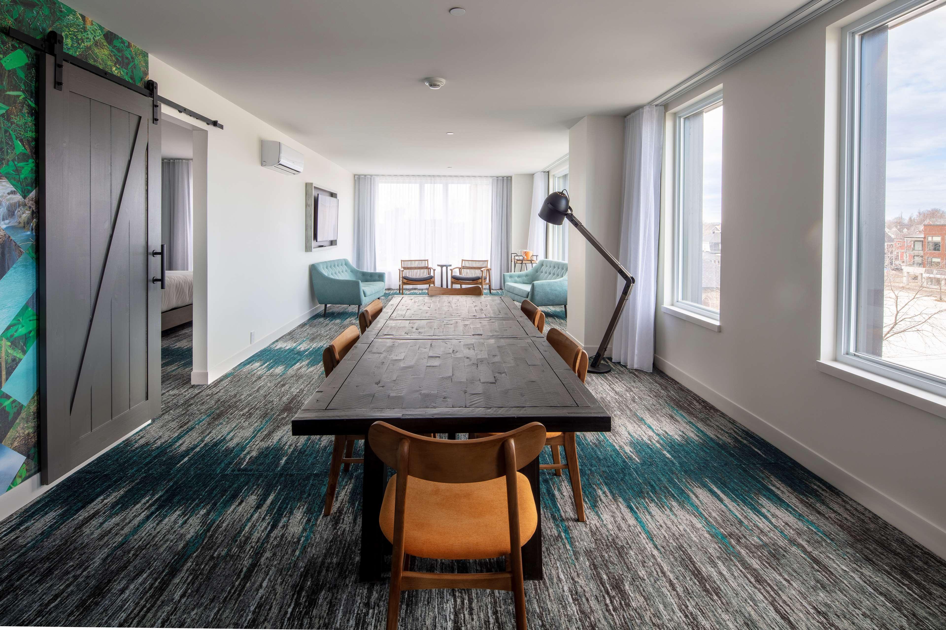Canvas Moncton, Tapestry Collection By Hilton Eksteriør billede