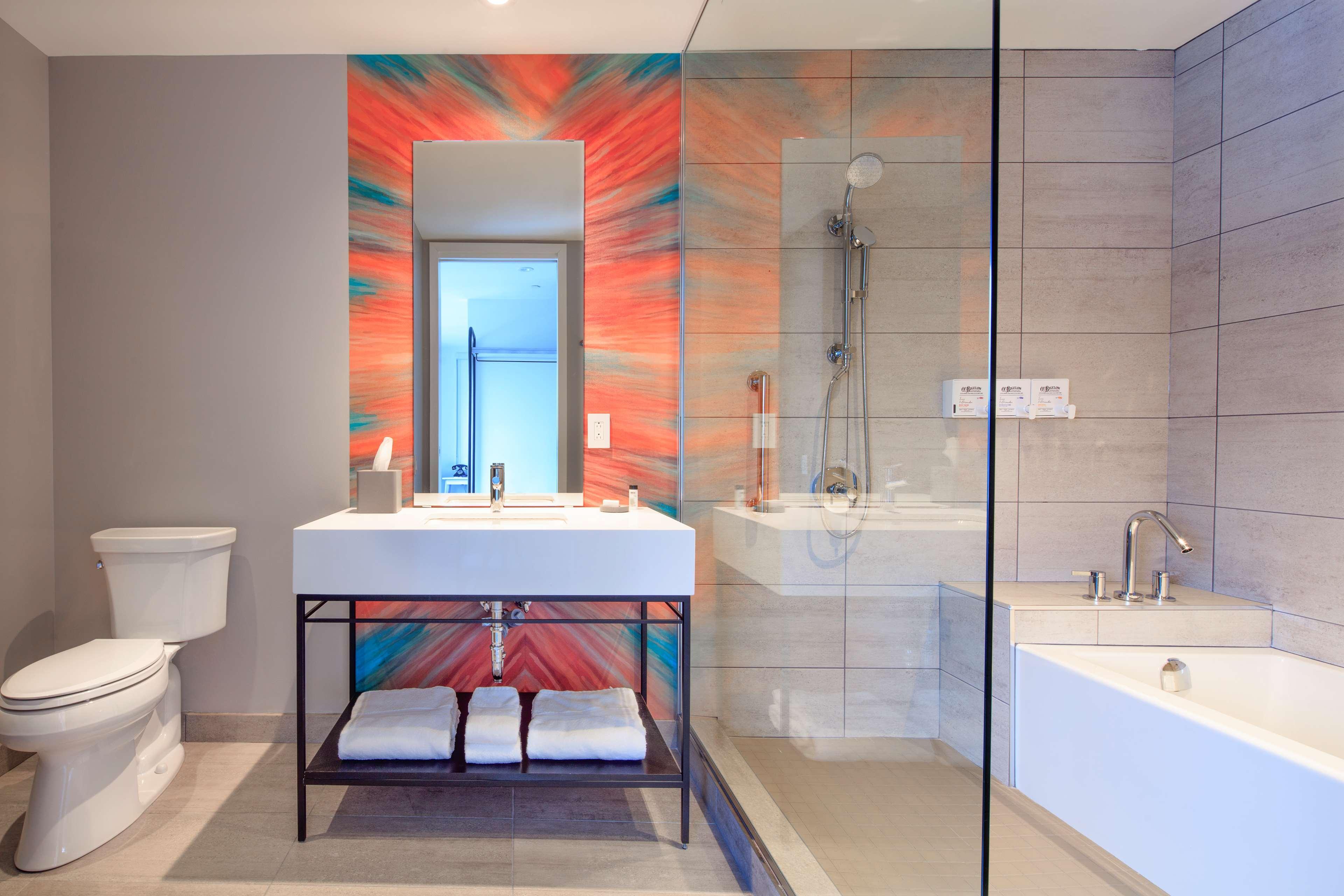 Canvas Moncton, Tapestry Collection By Hilton Eksteriør billede